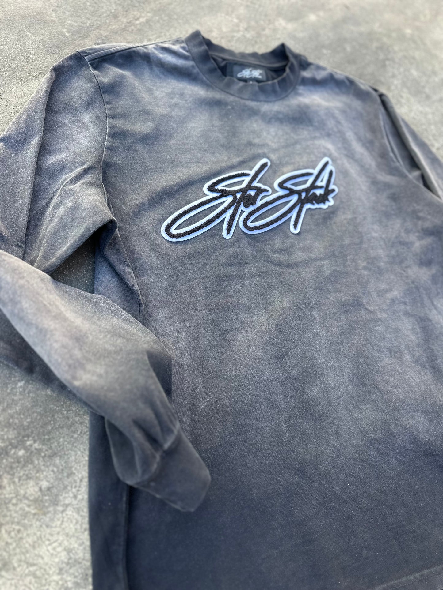 Vintage Wash Long-Sleeve